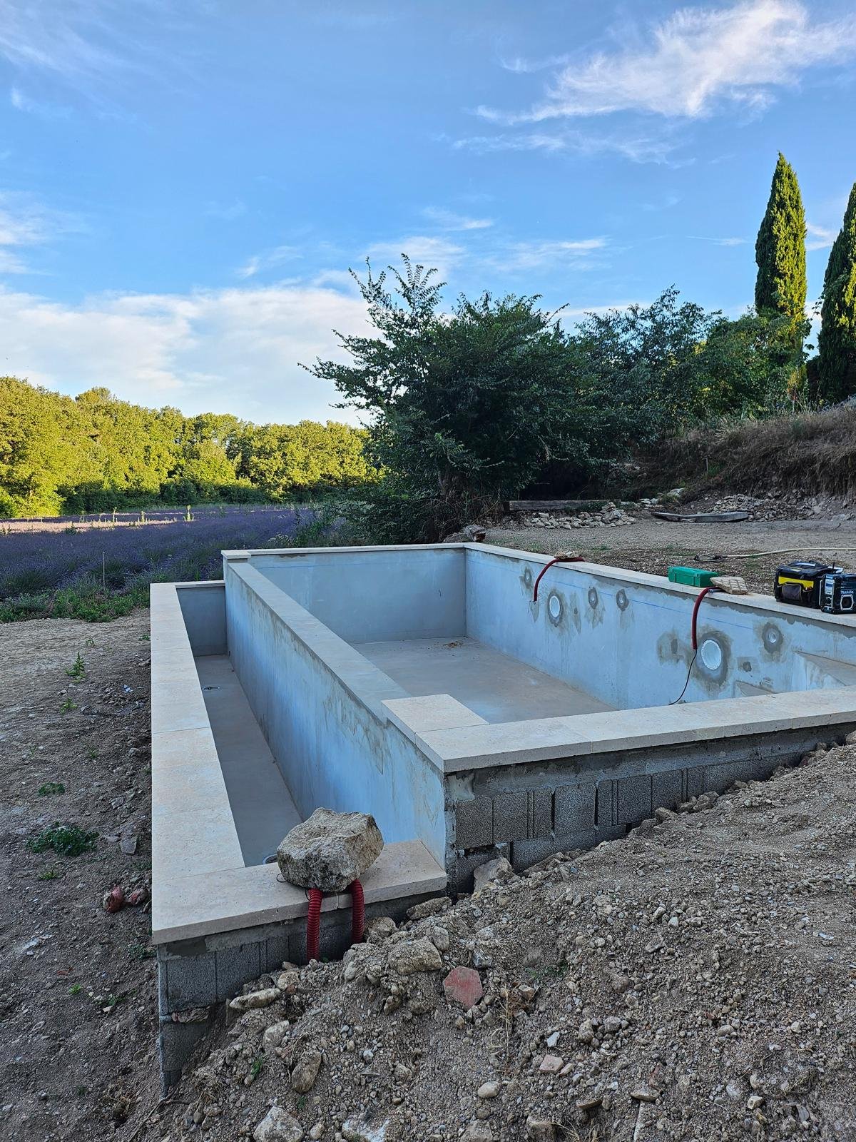Construction Piscine à débordement à Aix-en-Provence