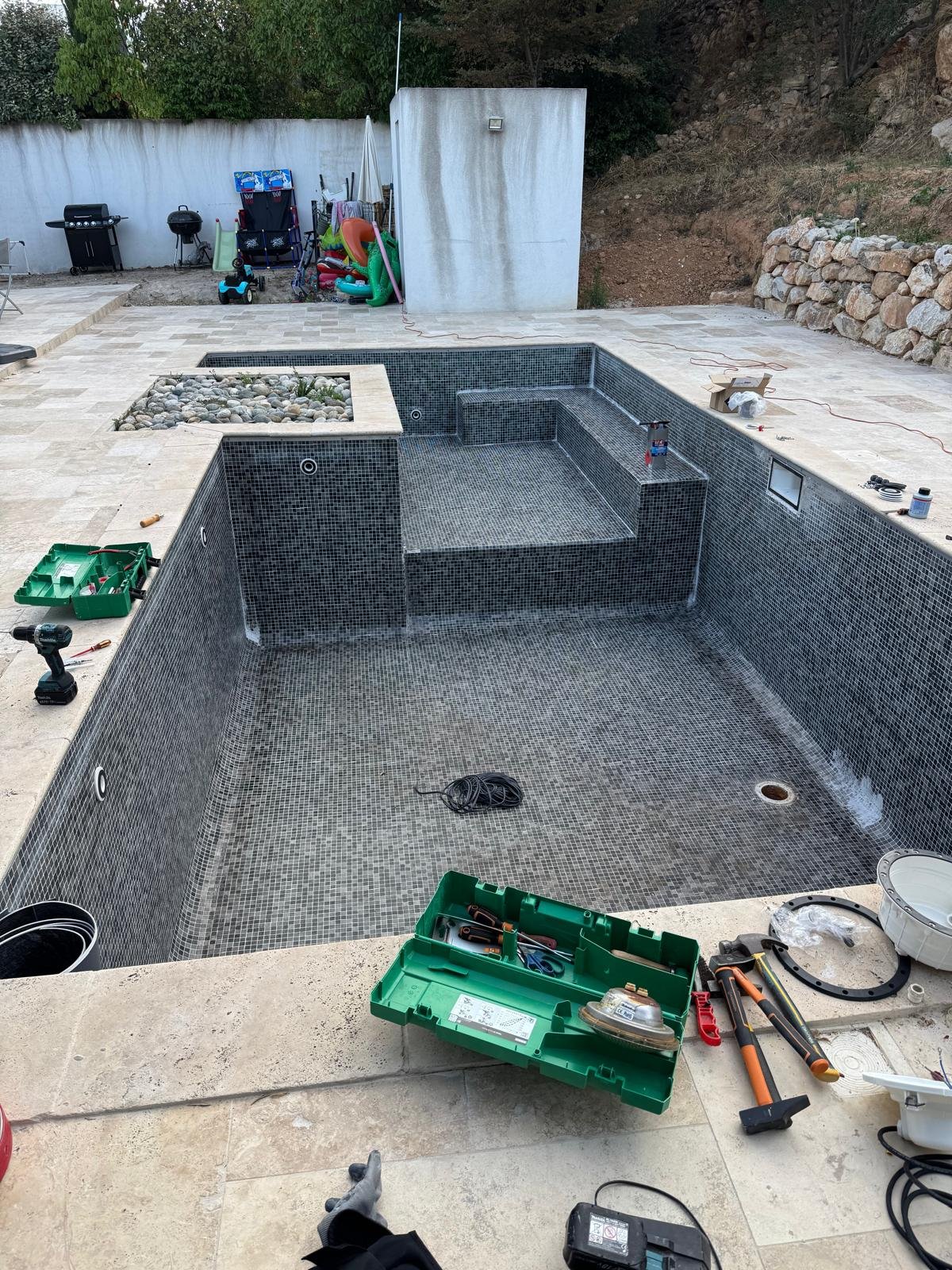 whatsapp-image-2025-10-12-at-17.39.52-38-Aq2GKra5JLs1D4bW