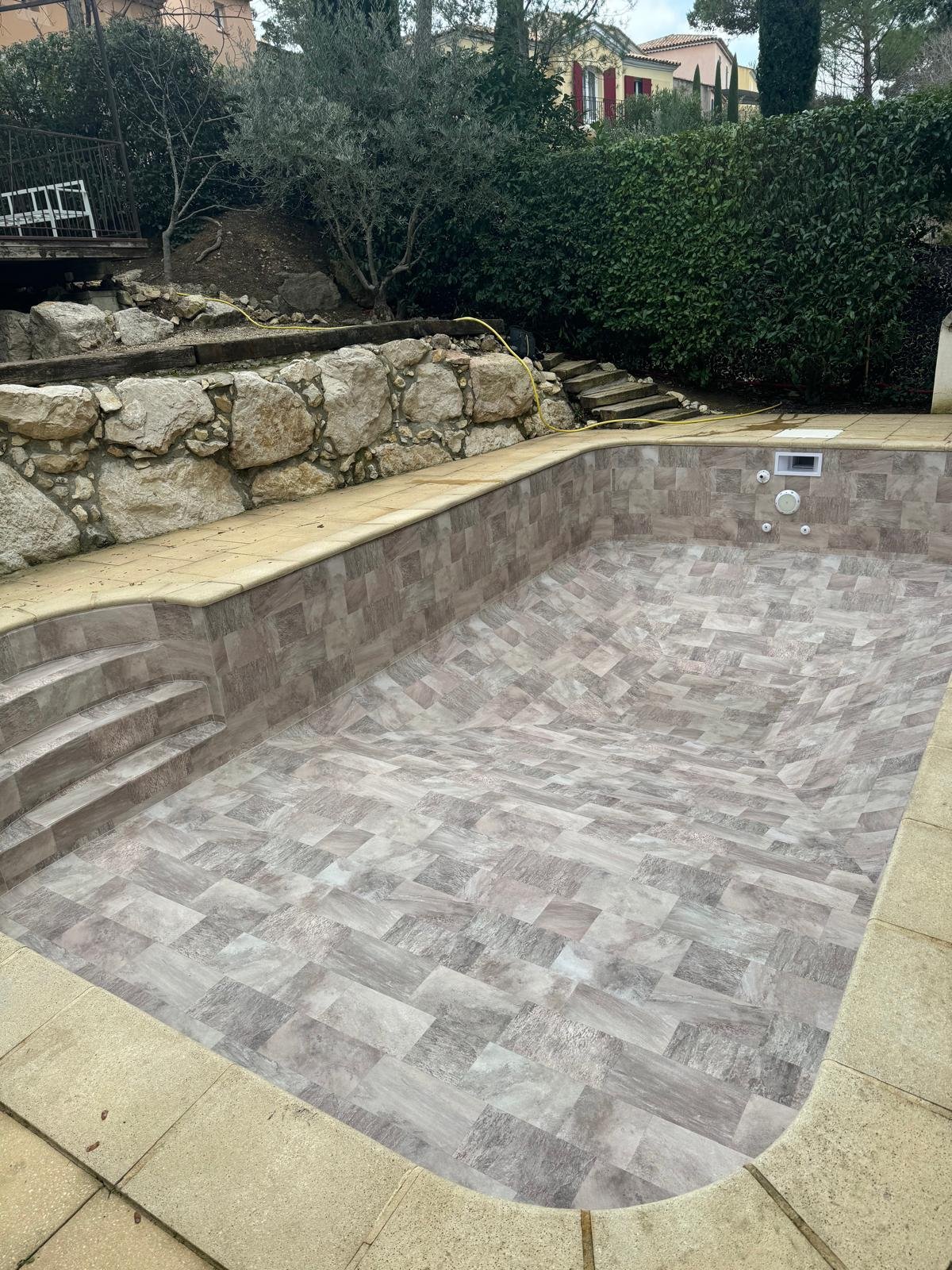 WhatsApp Image 2025-10-12 at 17.32.22 (24)