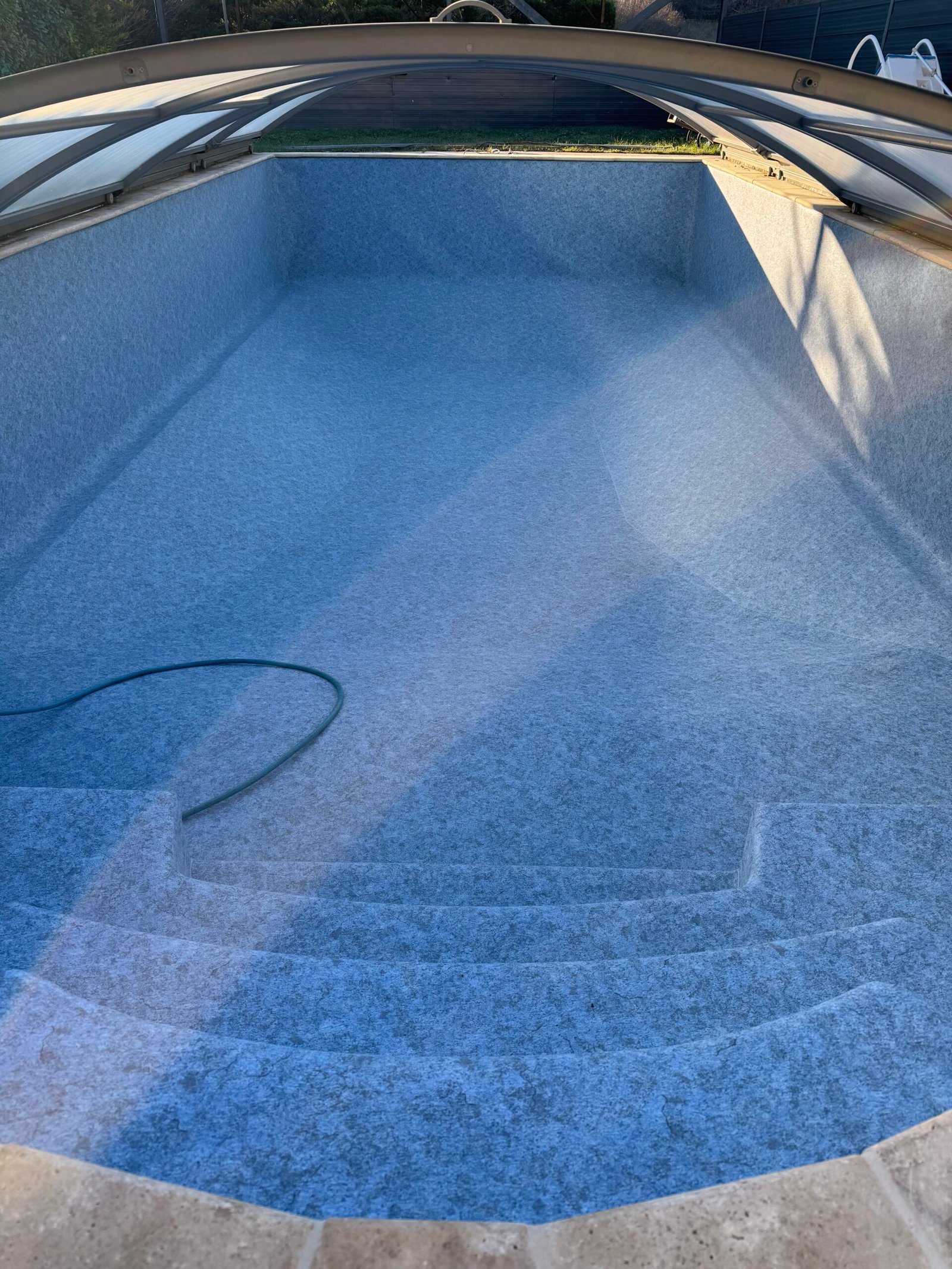 Pose PVC Armé Aquasense Granit Blue à Rosans le 01-12-25.5